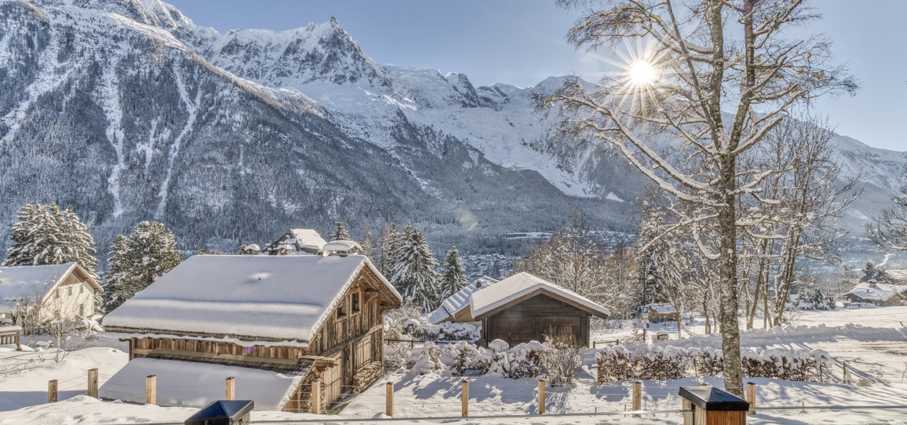 Chalet Belleveu Dec23 COVER 1280x600 2