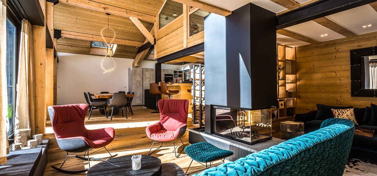 Chalet Zoom 1280x600 1