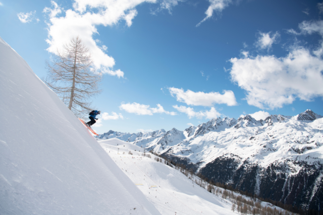 January: the best month for skiing and spending time with friends
