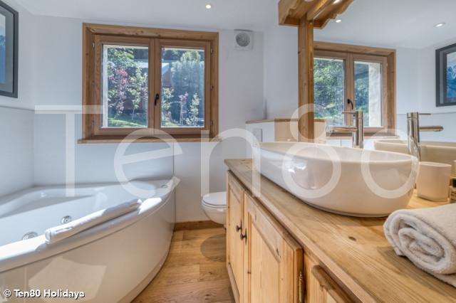 Chalet Wellbeing_Ten80 Holidays 